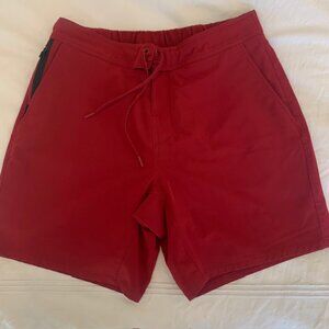 Men's Ten Thousand Foundation Short with liner  in size Medium